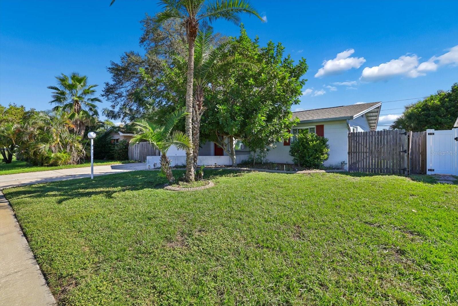 9371 110TH STREET, Seminole, FL 33772