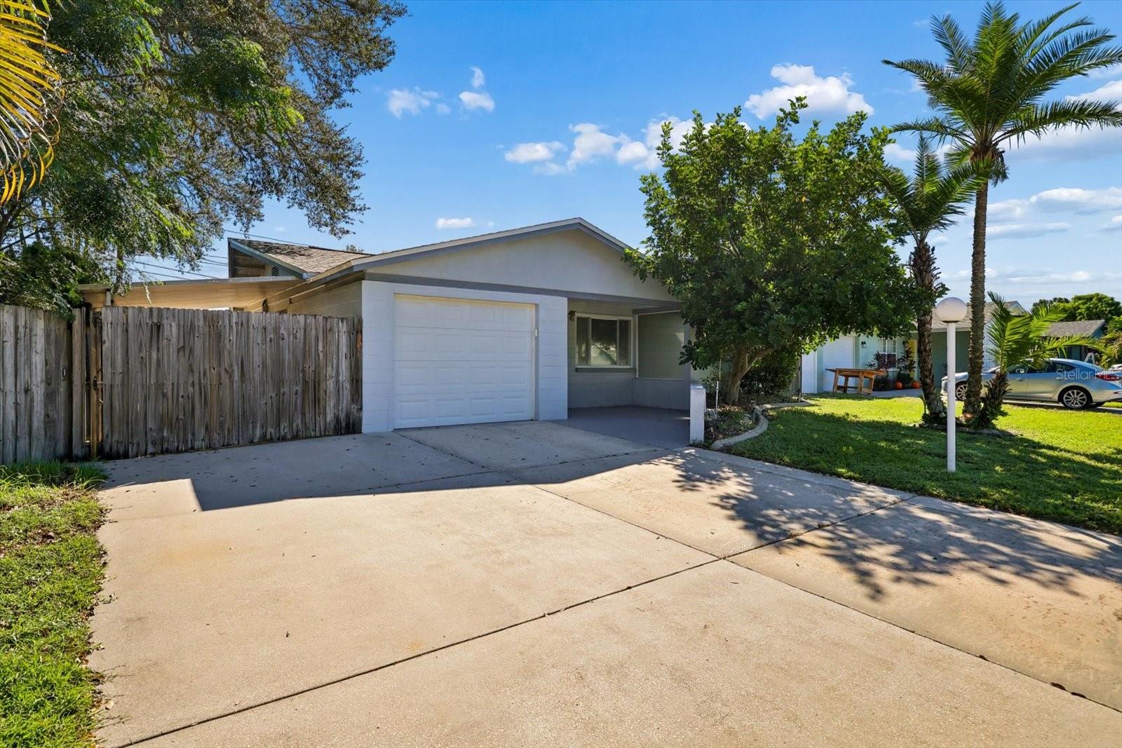 9371 110TH STREET, Seminole, FL 33772