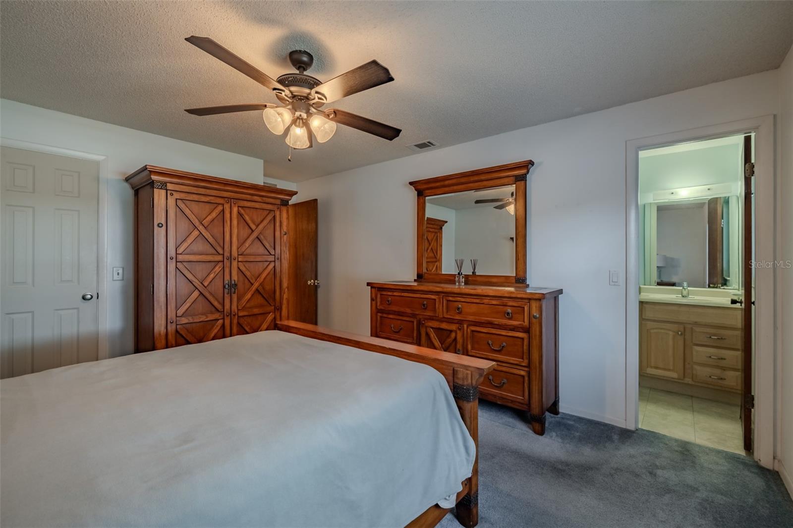 3302 KING RICHARD, Seffner, FL 33584