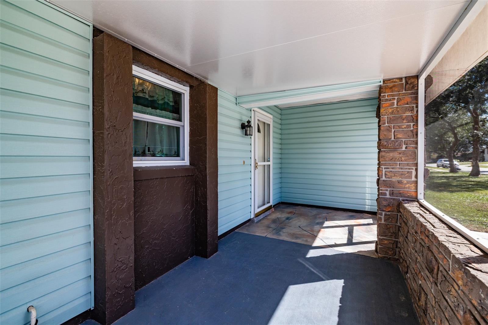 3302 KING RICHARD, Seffner, FL 33584 3302 KING RICHARD, Seffner, FL 33584