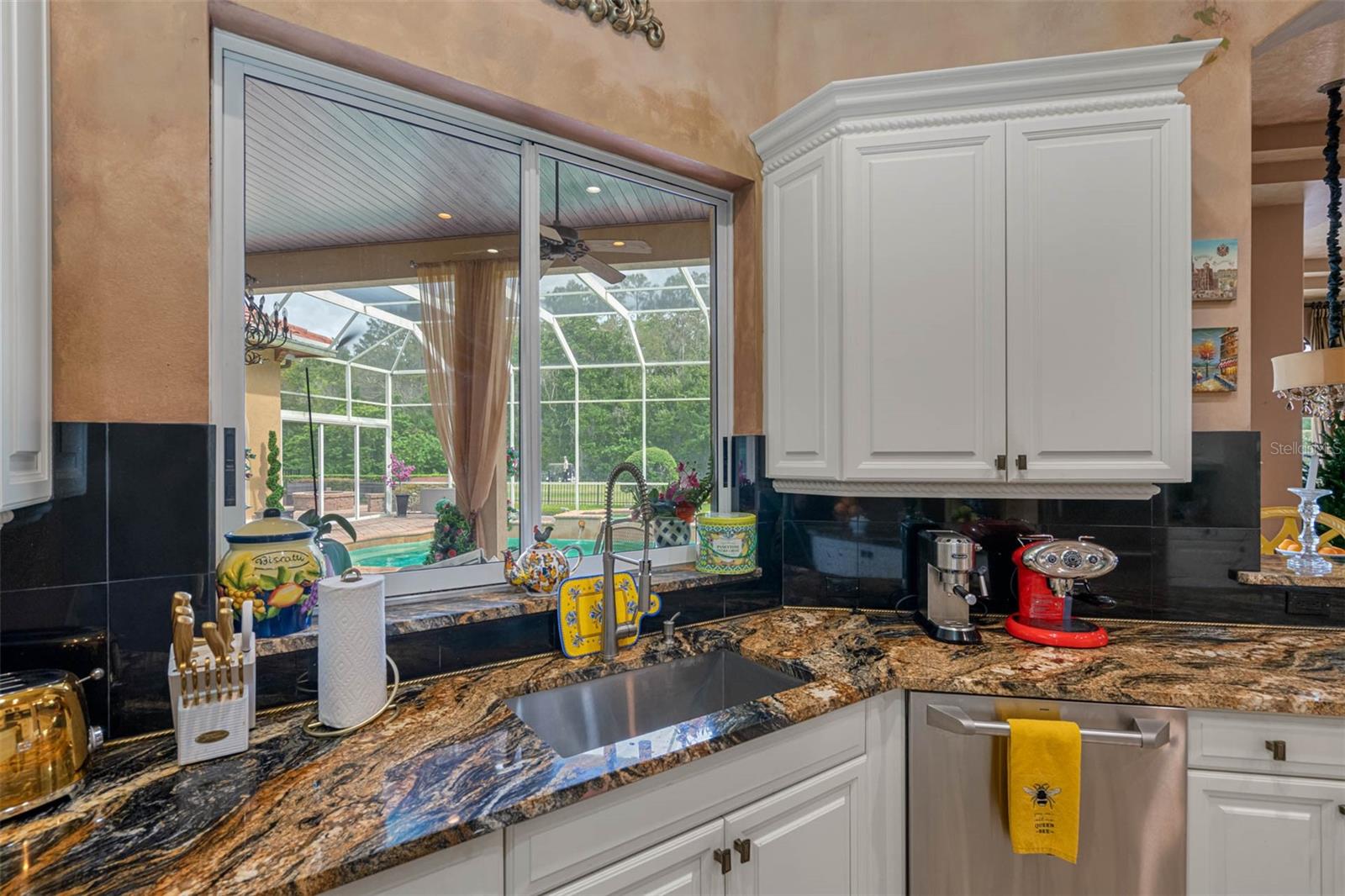 531 ISLEWORTH CLOSE, Tarpon Springs, FL 34688
