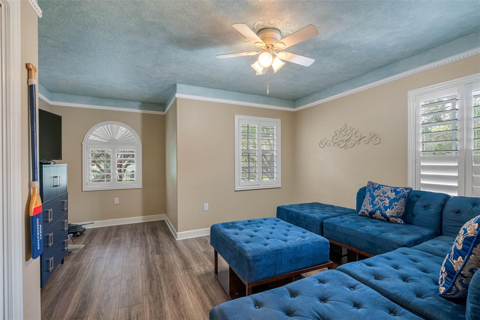 531 ISLEWORTH CLOSE, Tarpon Springs, FL 34688
