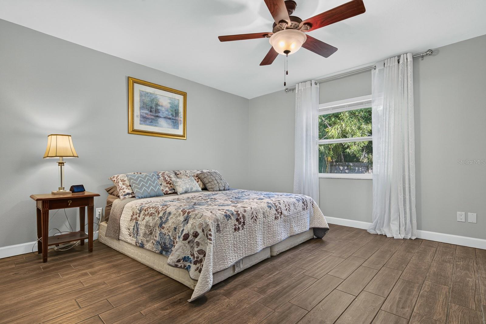 120 ORANGE AVENUE N, St Petersburg, FL 33710