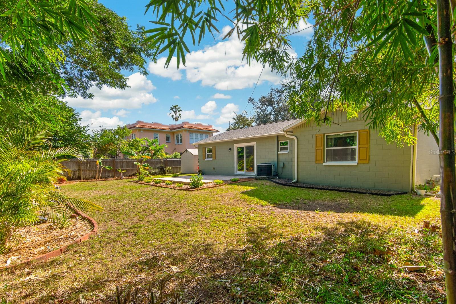 120 ORANGE AVENUE N, St Petersburg, FL 33710