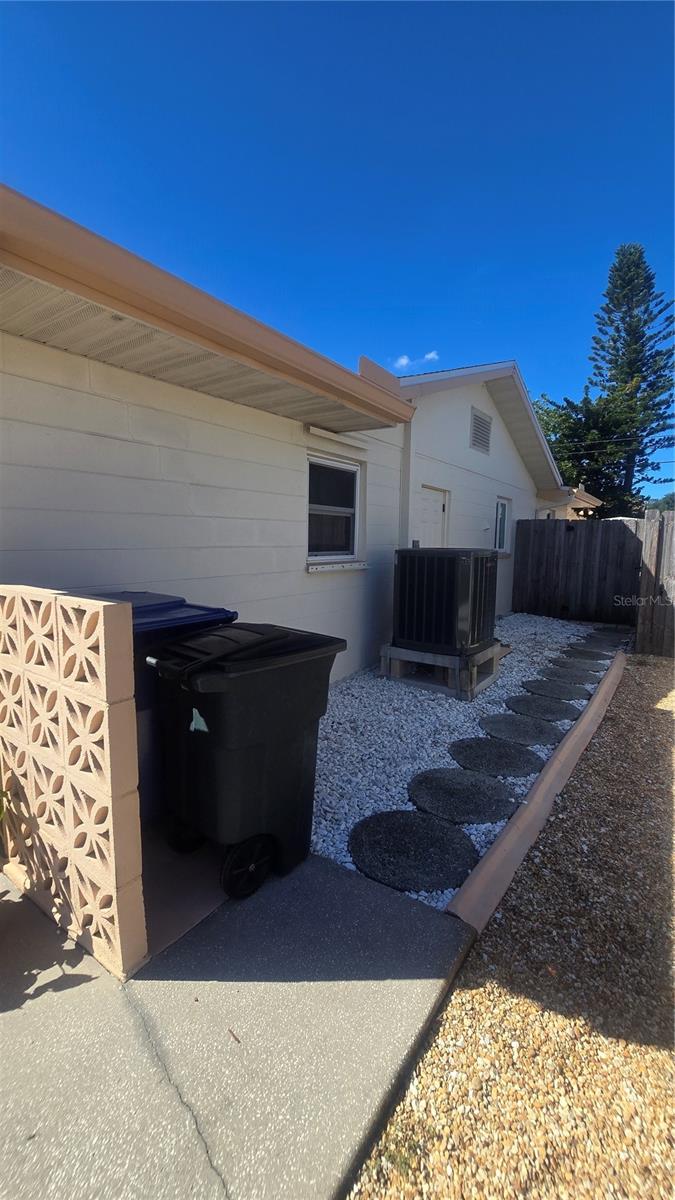 10386 112TH WAY N, Seminole, FL 33778