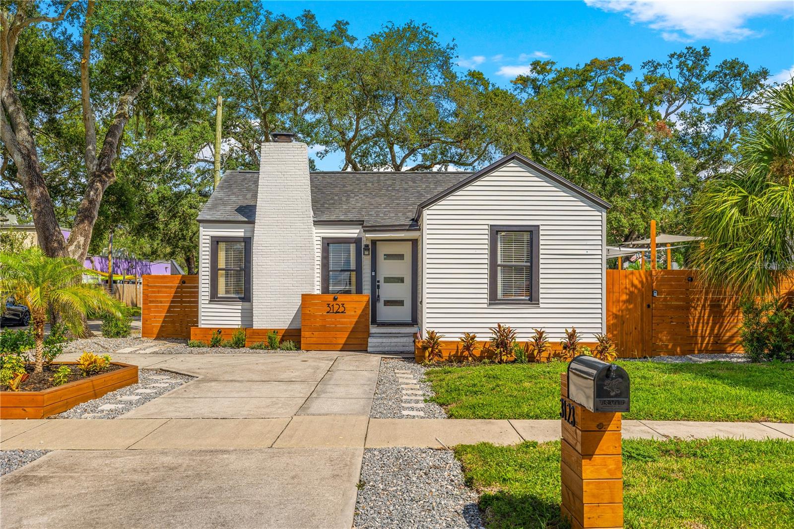 3123 W MARLIN AVENUE, Tampa, FL 33611