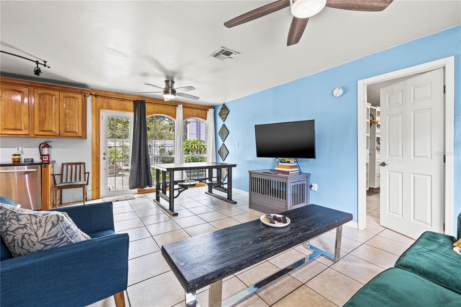 3123 W MARLIN AVENUE, Tampa, FL 33611