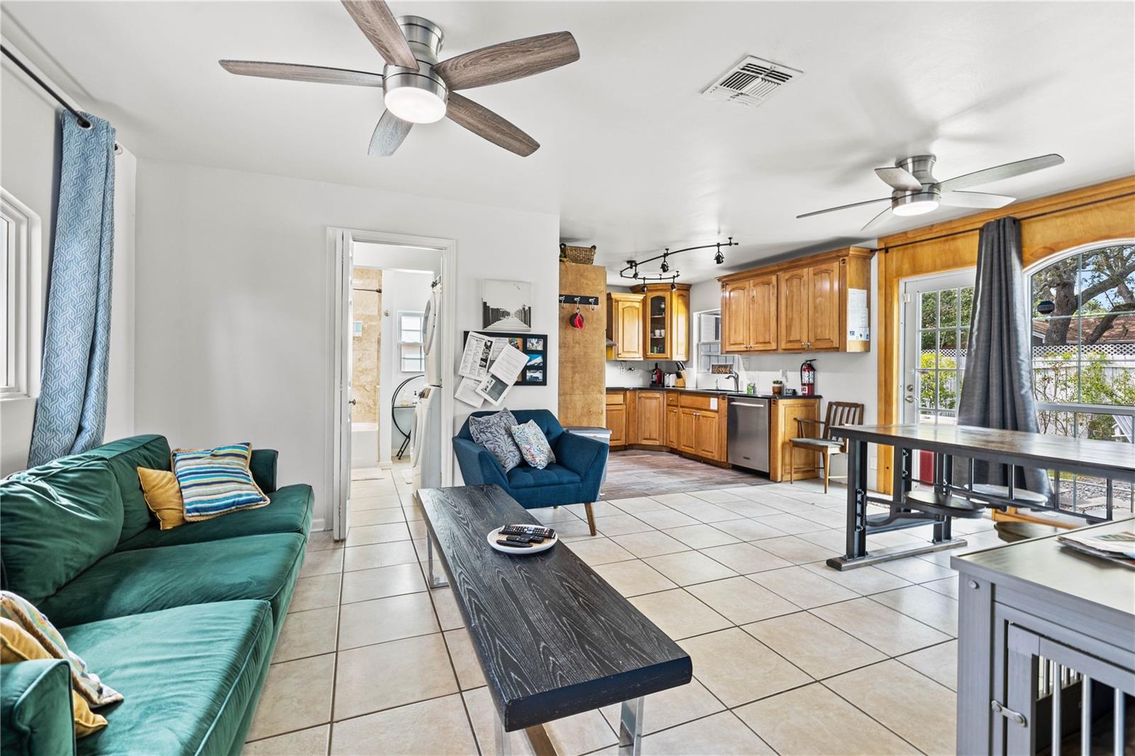 3123 W MARLIN AVENUE, Tampa, FL 33611