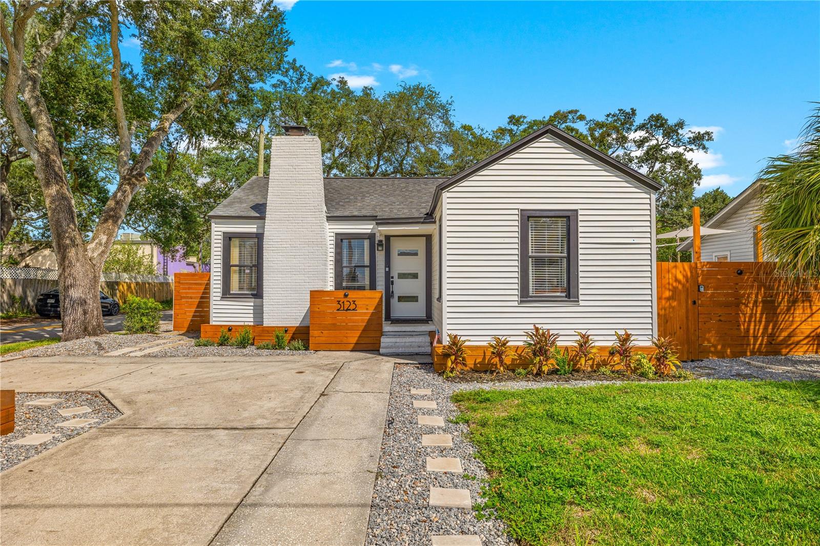 3123 W MARLIN AVENUE, Tampa, FL 33611