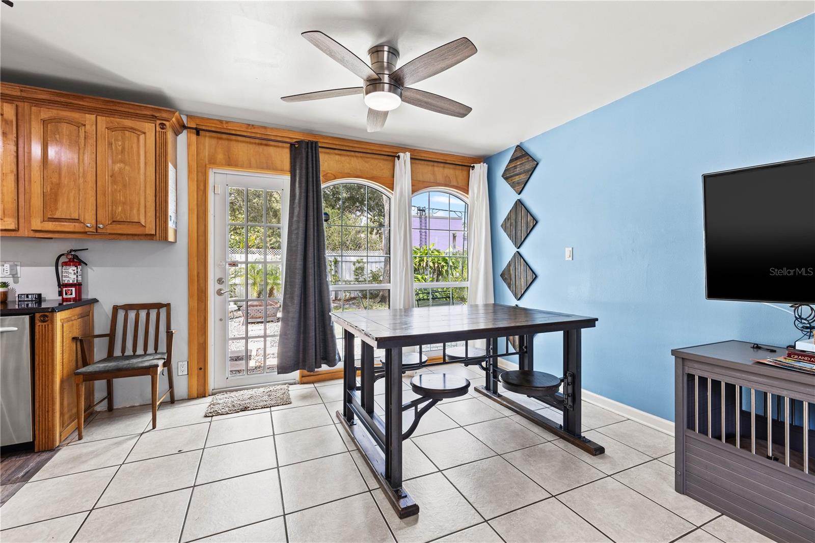 3123 W MARLIN AVENUE, Tampa, FL 33611