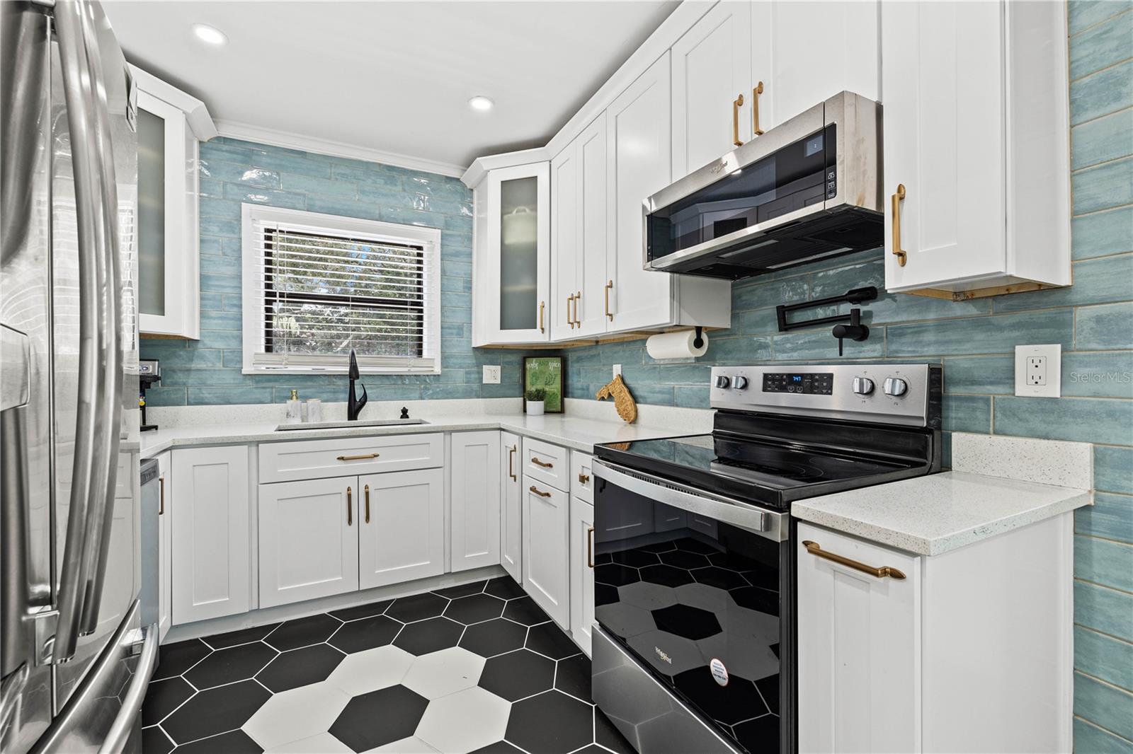 3123 W MARLIN AVENUE, Tampa, FL 33611