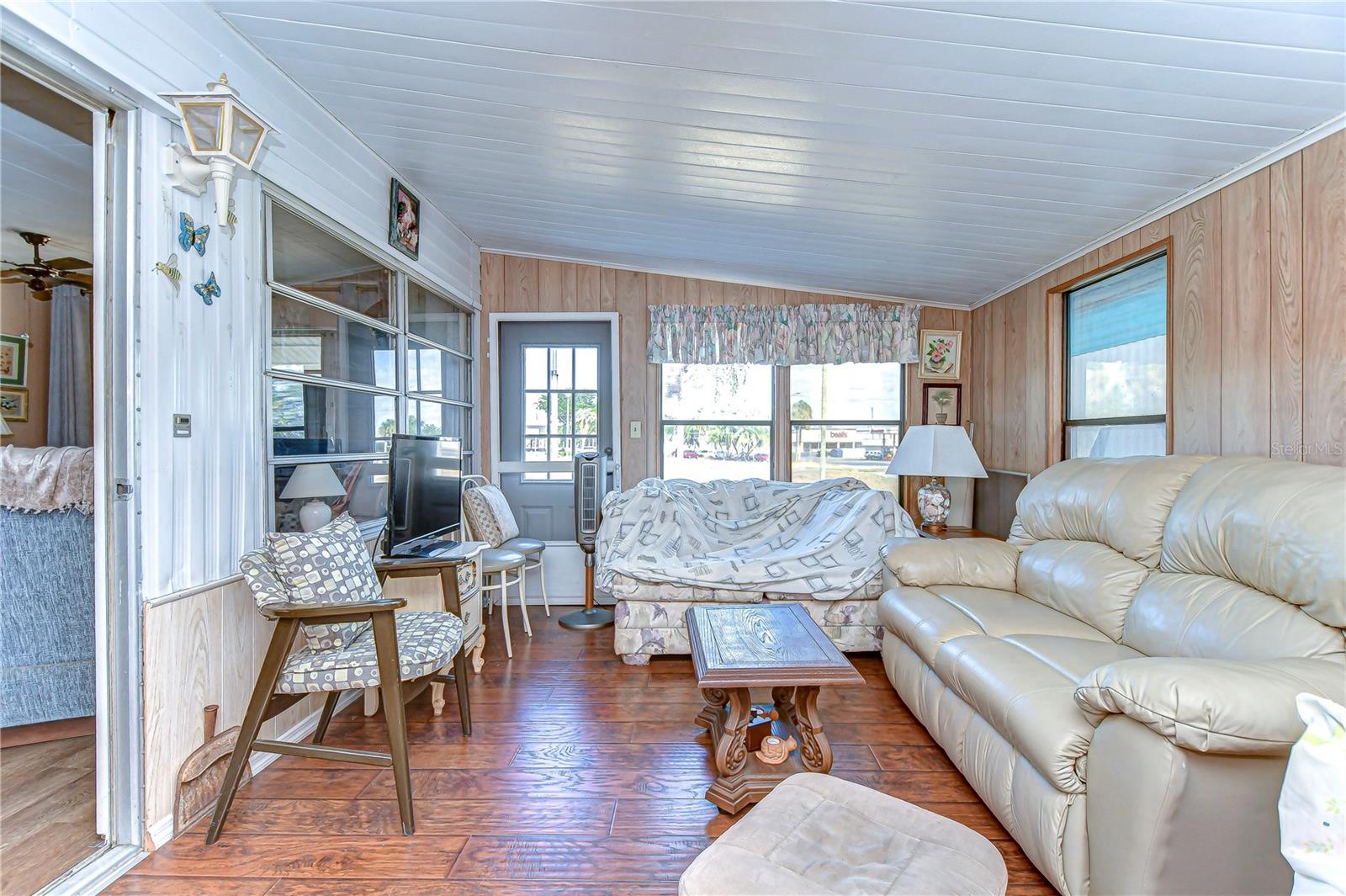 6046 HARRIET STREET, Zephyrhills, FL 33542