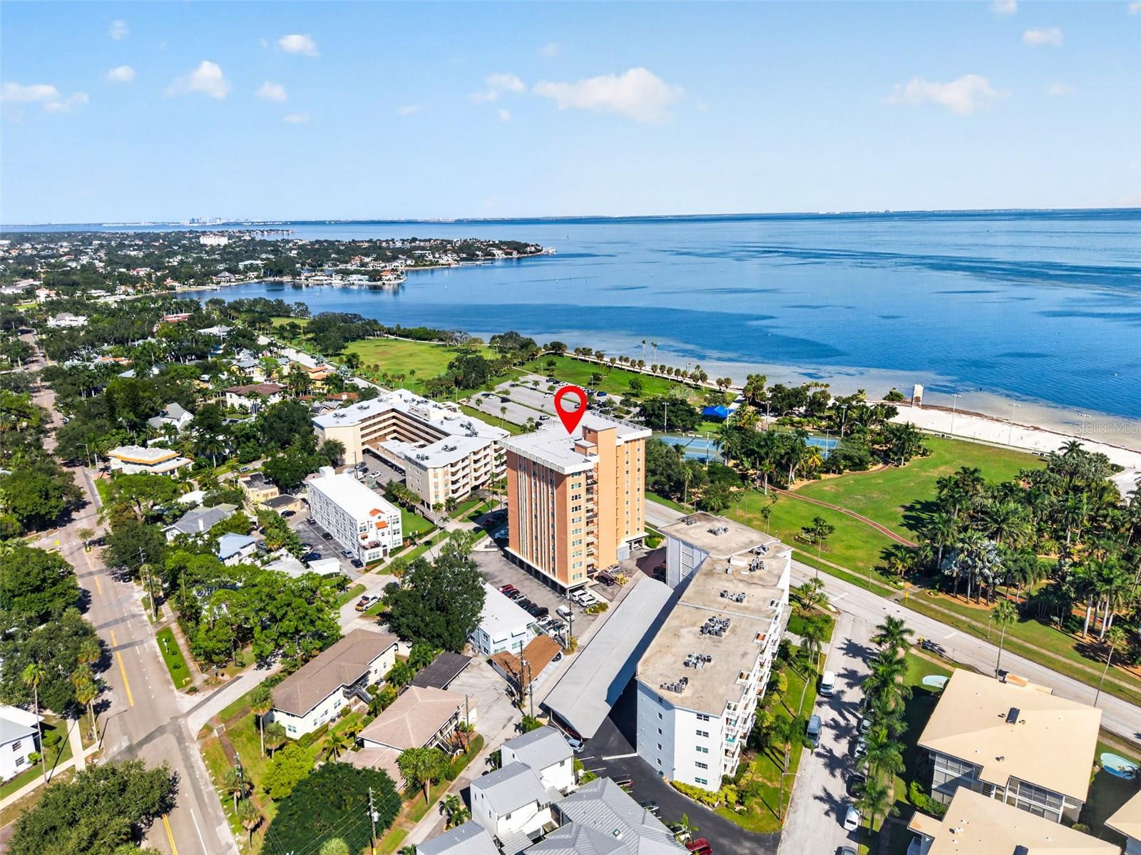 1120 N SHORE DRIVE NE, #502, St Petersburg, FL 33701