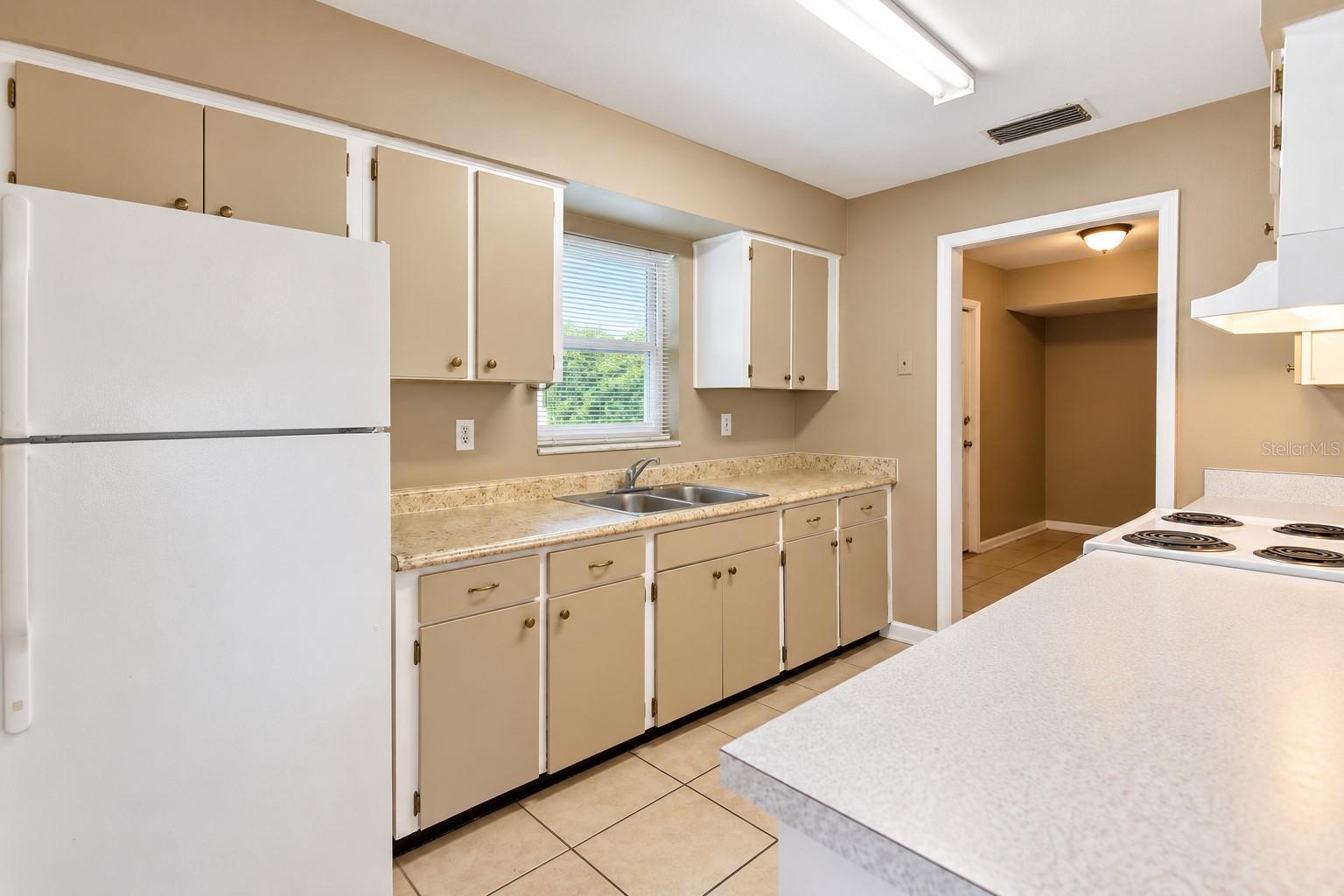1002 COBBLESTONE DRIVE, Spring Hill, FL 34606