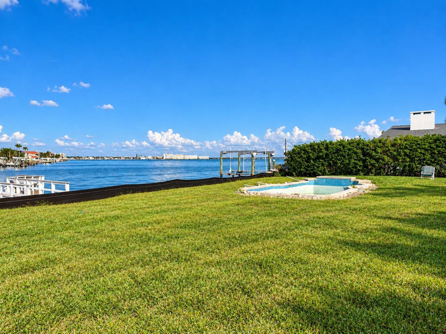 5407 PALI WAY, St Pete Beach, FL 33706