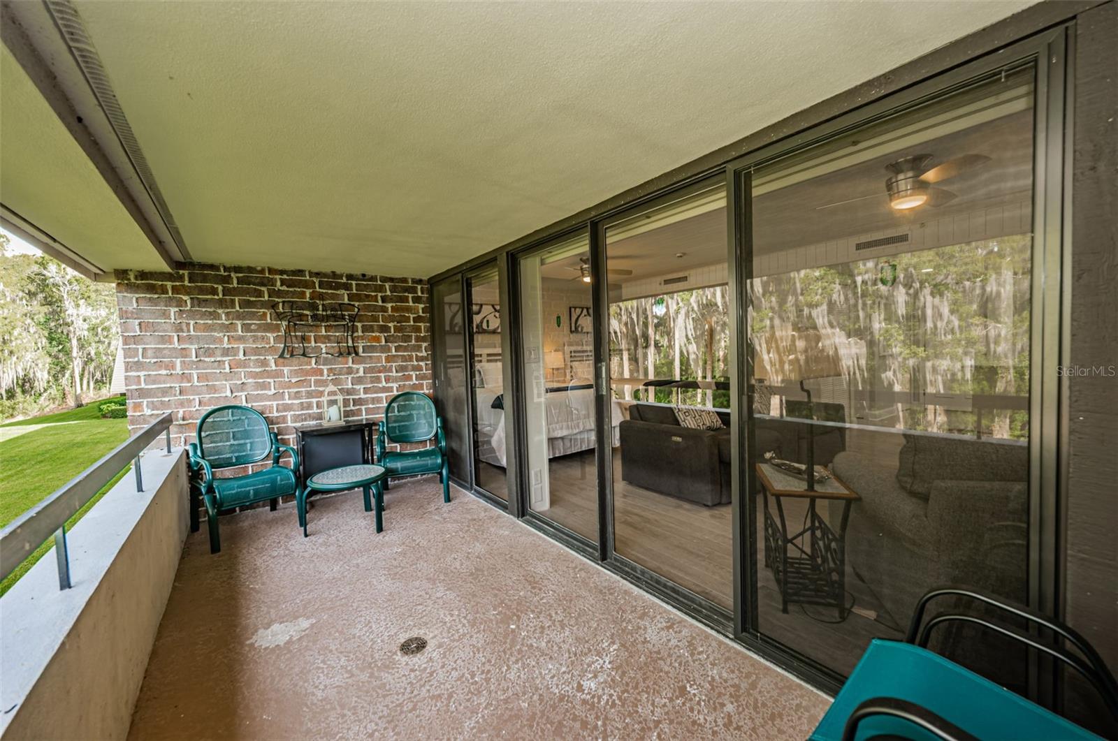 36750 US HIGHWAY 19 N, #3-209, Palm Harbor, FL 34683