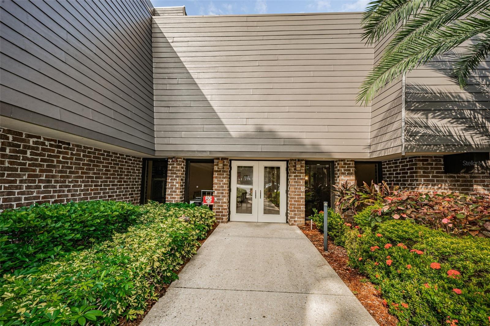 36750 US HIGHWAY 19 N, #3-209, Palm Harbor, FL 34683