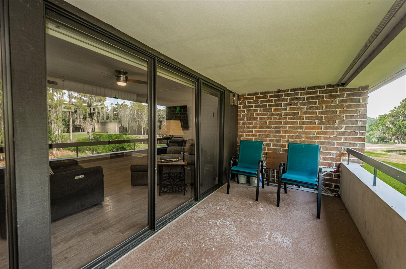 36750 US HIGHWAY 19 N, #3-209, Palm Harbor, FL 34683