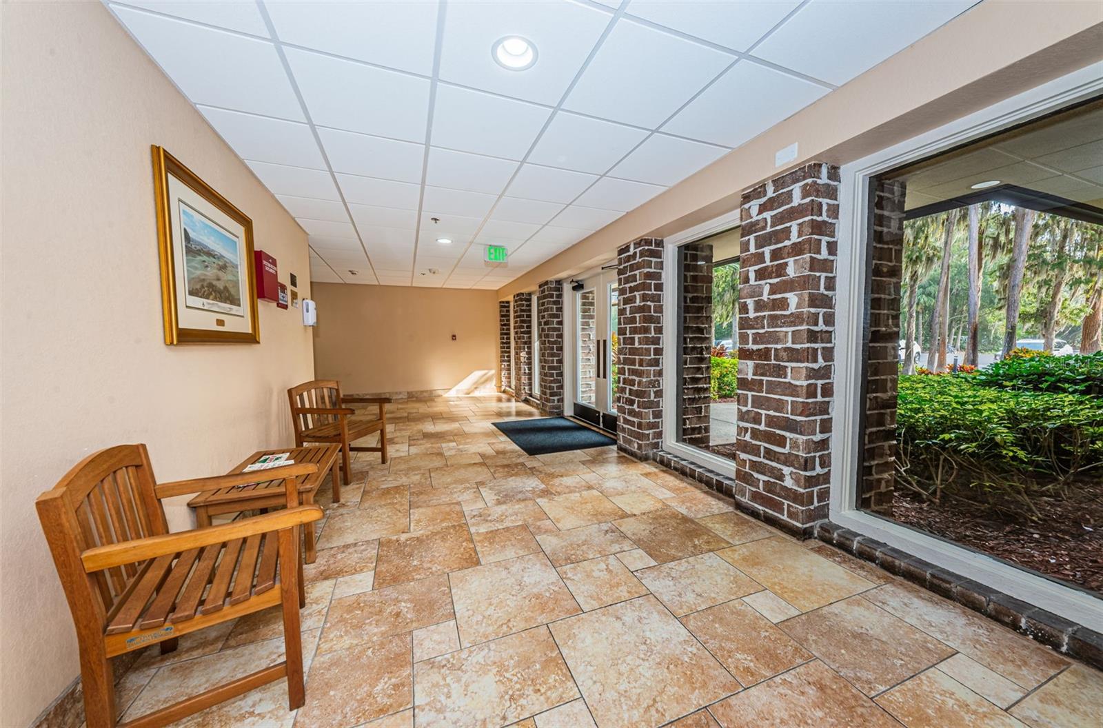 36750 US HIGHWAY 19 N, #3-209, Palm Harbor, FL 34683