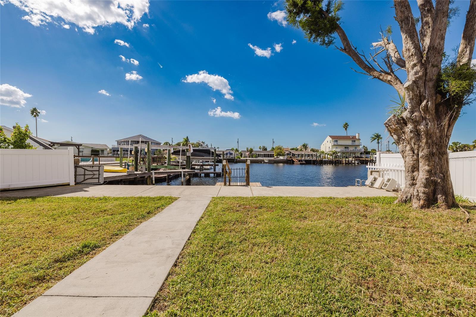 13637 LAGOON DRIVE, Hudson, FL 34667