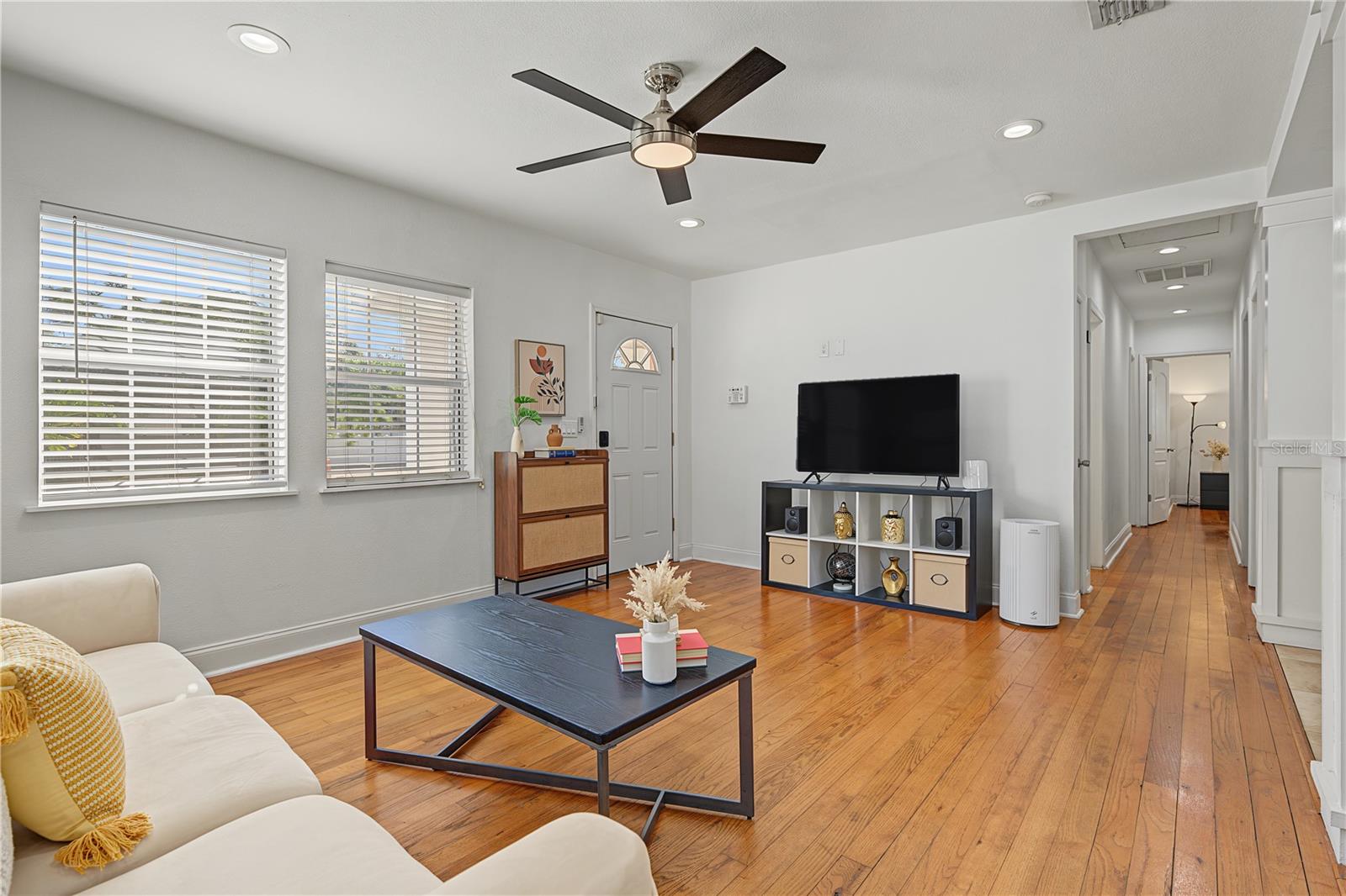 2801 S MANHATTAN AVENUE, Tampa, FL 33629