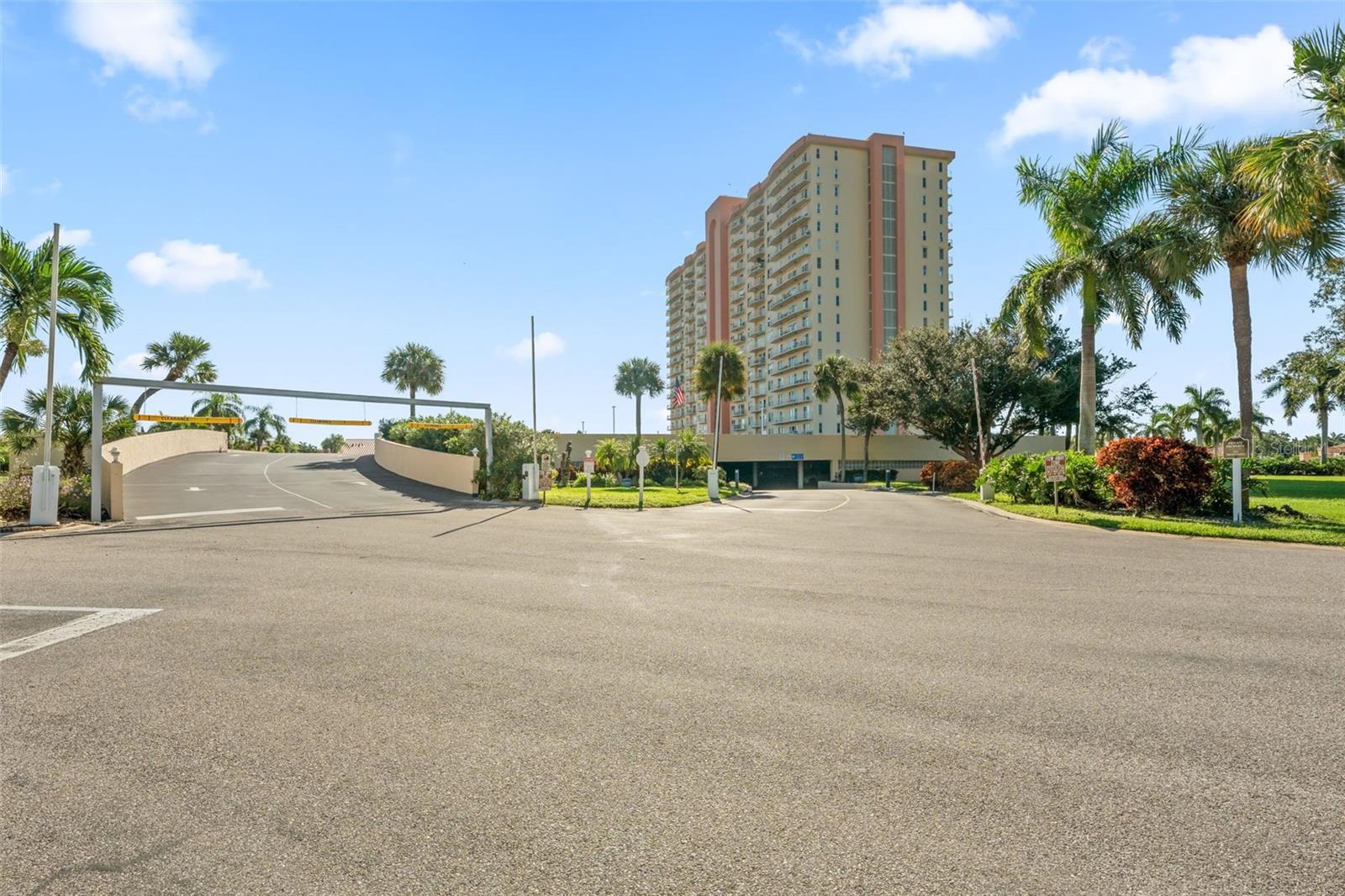 4900 BRITTANY DRIVE S, #405, St Petersburg, FL 33715