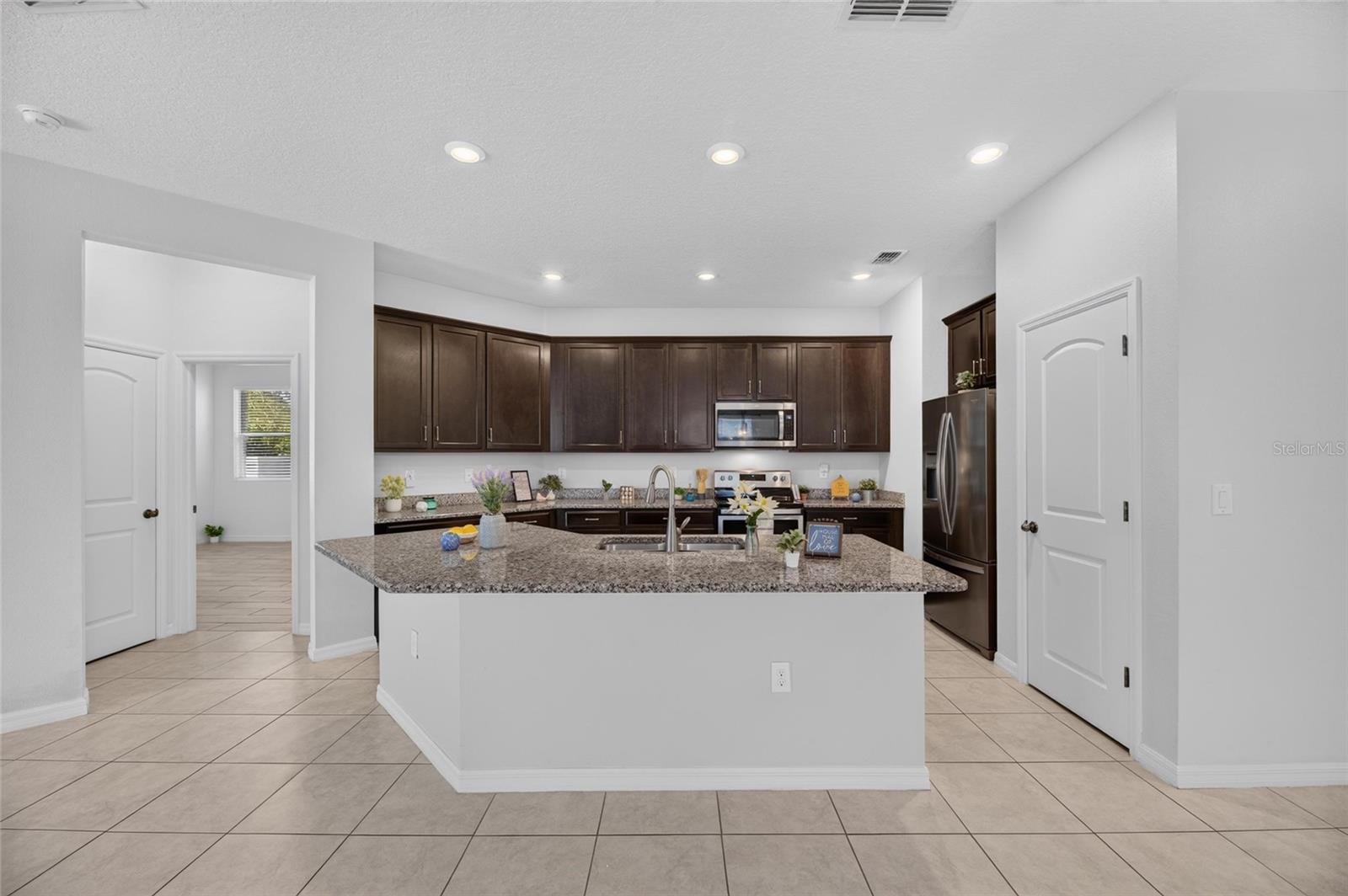 11515 BRIGHTON KNOLL LOOP, Riverview, FL 33579 11515 BRIGHTON KNOLL LOOP, Riverview, FL 33579