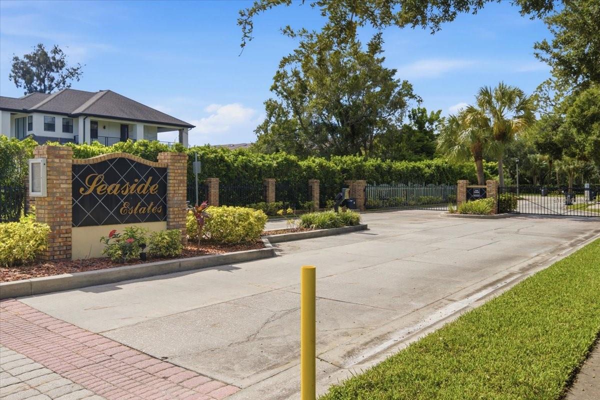 116 BRENT CIRCLE, Oldsmar, FL 34677