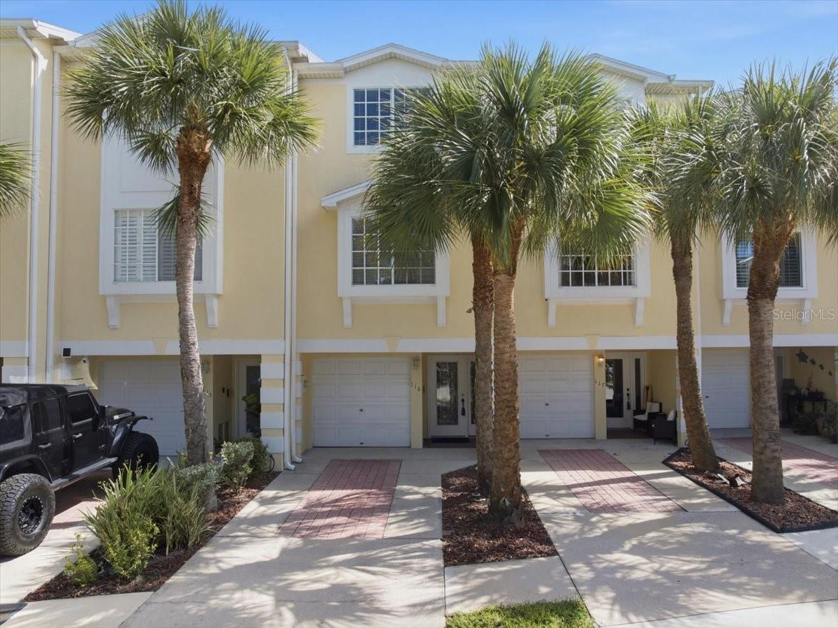116 BRENT CIRCLE, Oldsmar, FL 34677
