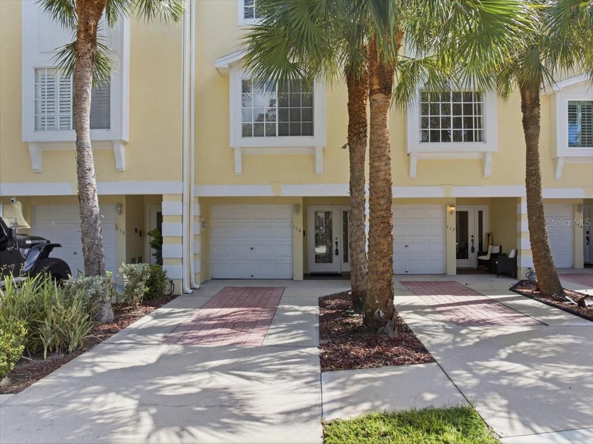 116 BRENT CIRCLE, Oldsmar, FL 34677 116 BRENT CIRCLE, Oldsmar, FL 34677