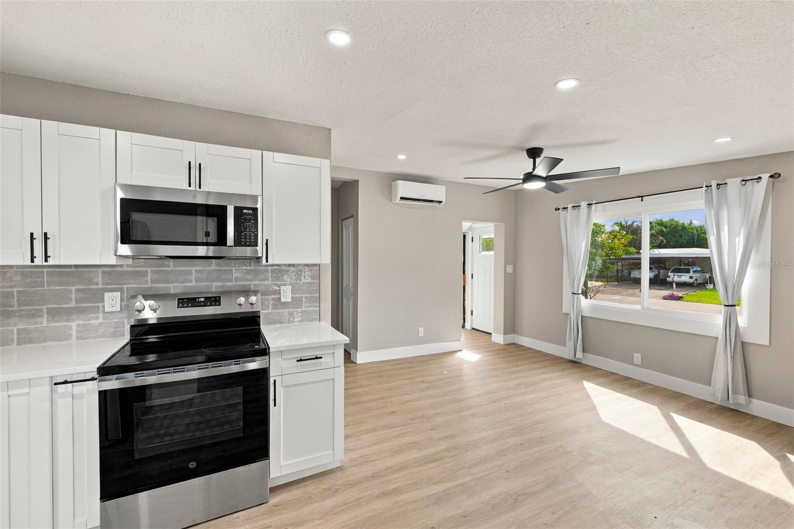 10493 116TH AVENUE, Largo, FL 33773