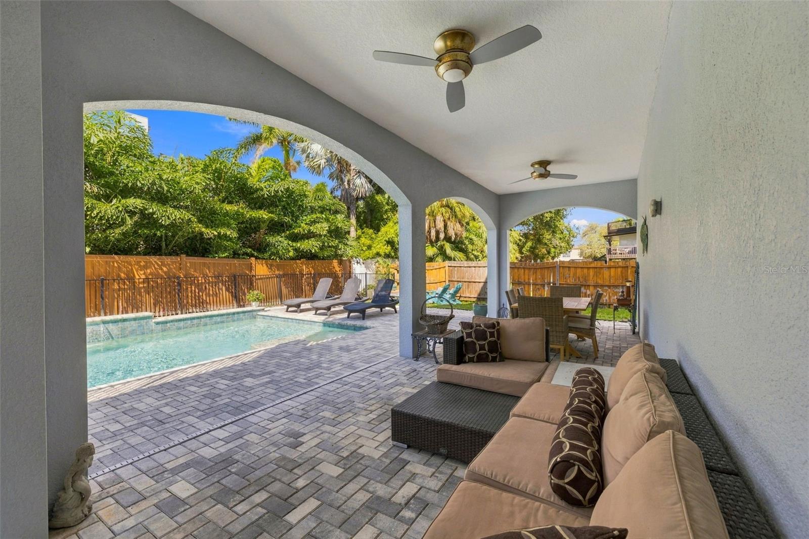 4001 42ND STREET S, St Petersburg, FL 33711