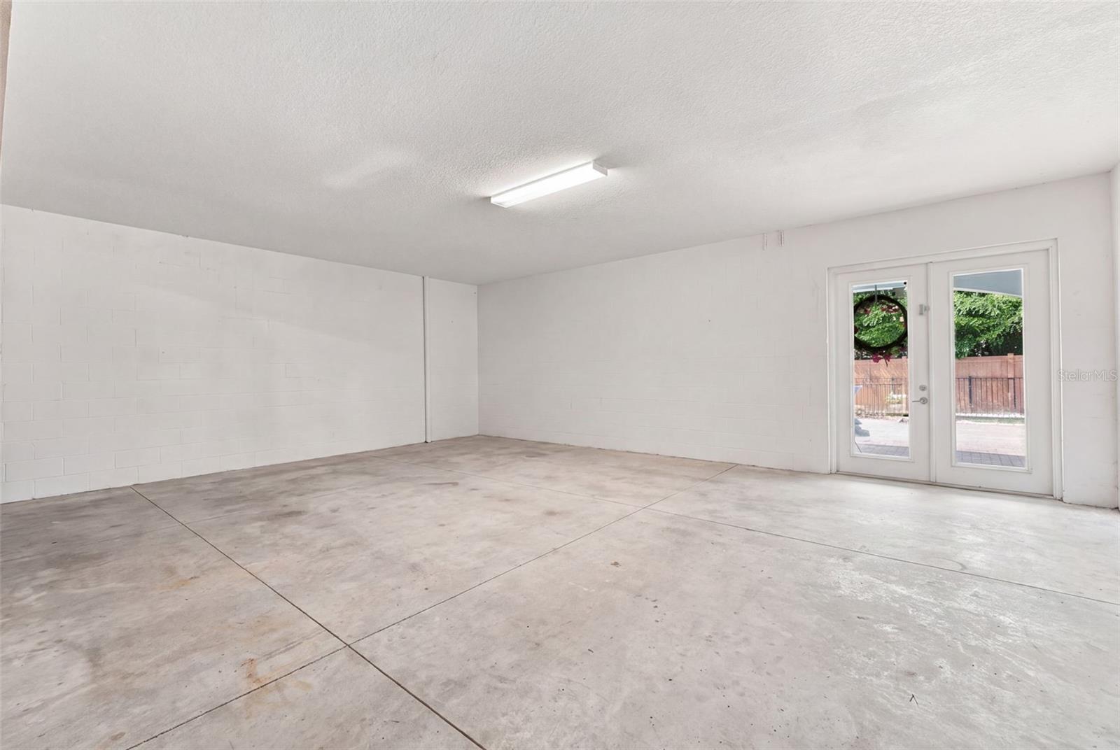 4001 42ND STREET S, St Petersburg, FL 33711