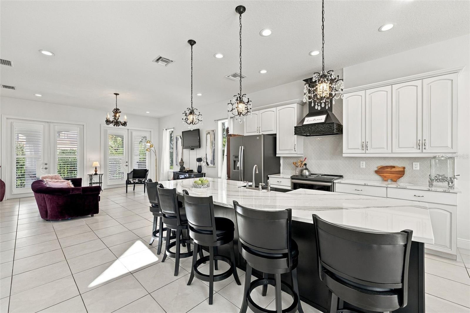4001 42ND STREET S, St Petersburg, FL 33711