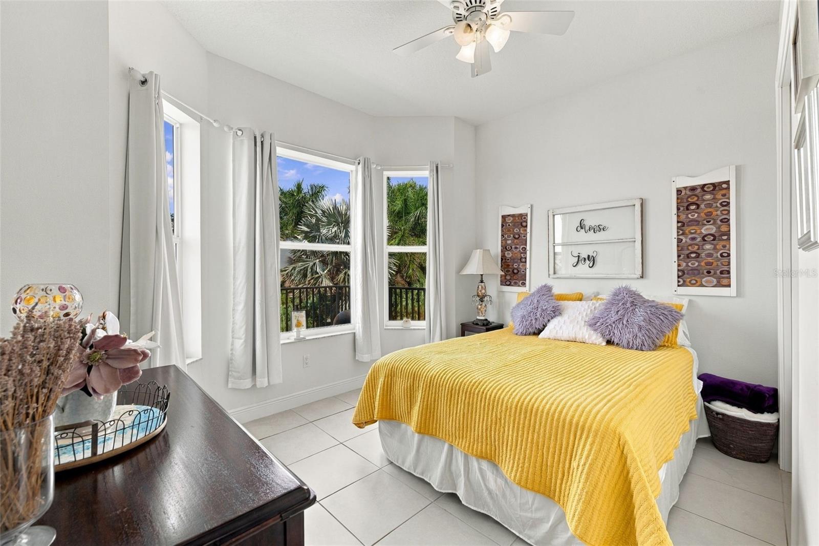 4001 42ND STREET S, St Petersburg, FL 33711