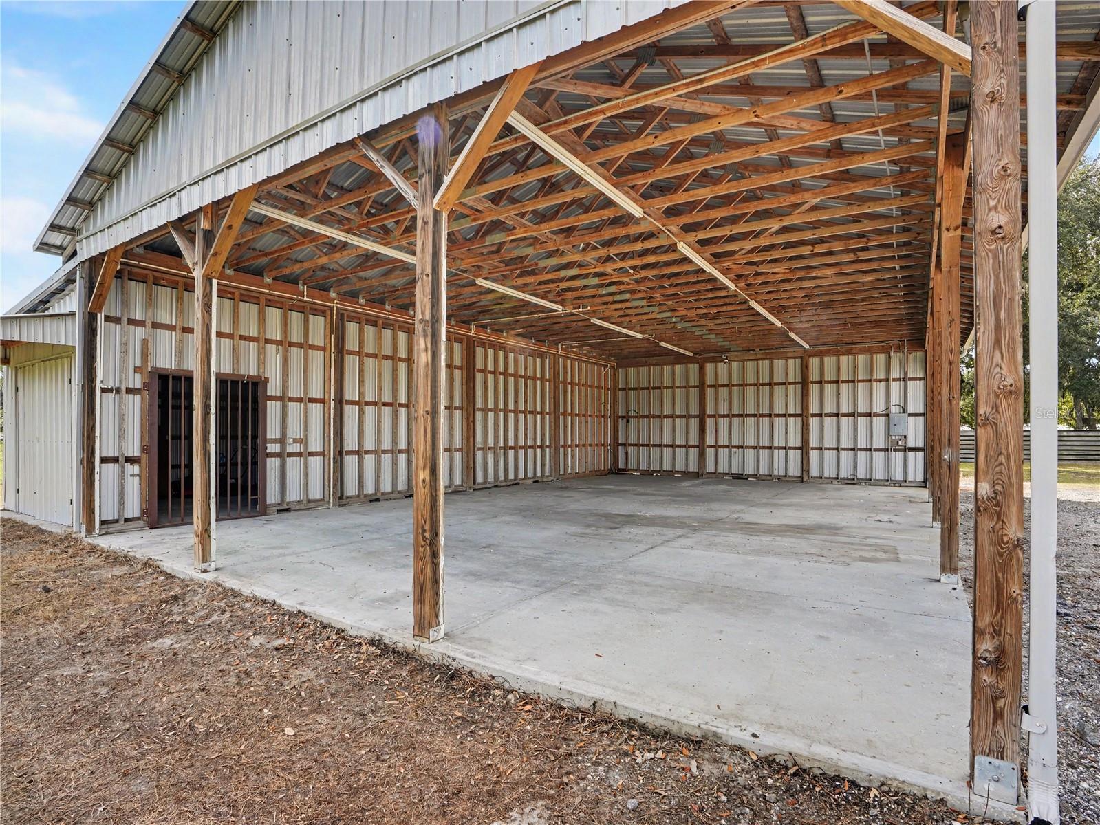 9001 SCALES RD, Lakeland, FL 33810