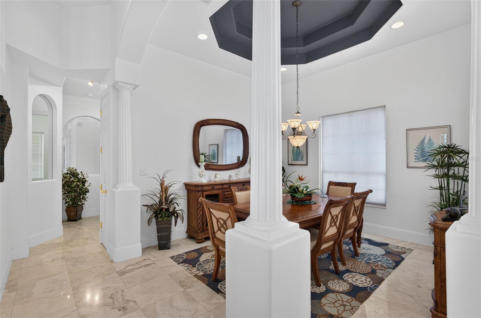 TRAY CEILINGS
