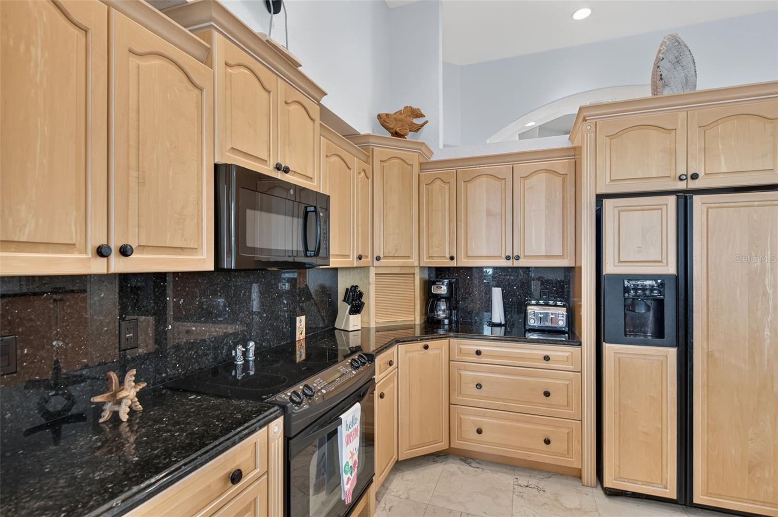CABINETS GALORE