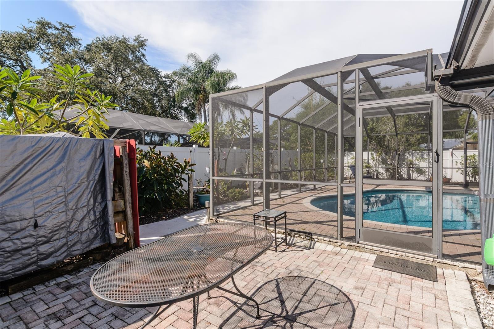 2977 AMBLEGLEN COURT, Clearwater, FL 33761