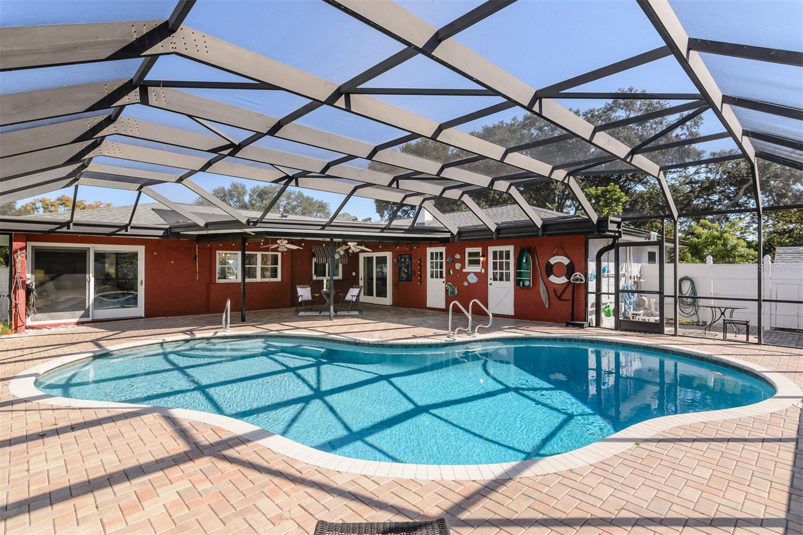 2977 AMBLEGLEN COURT, Clearwater, FL 33761