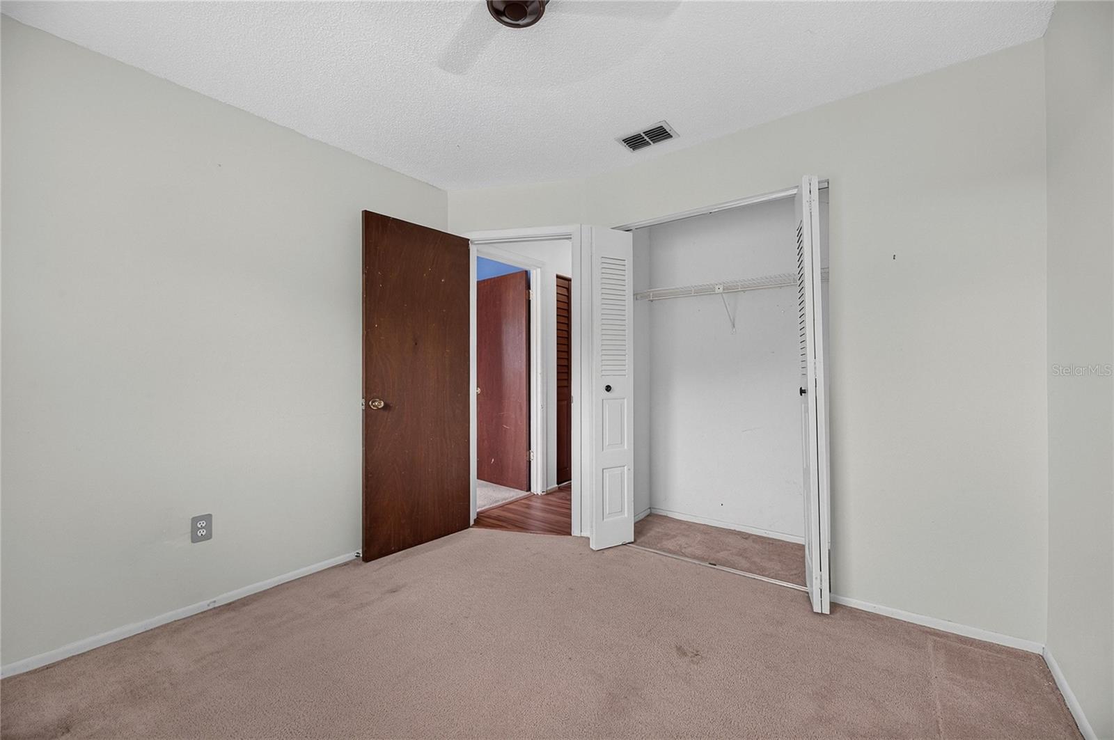 332 BRANDYWINE DRIVE, Valrico, FL 33594