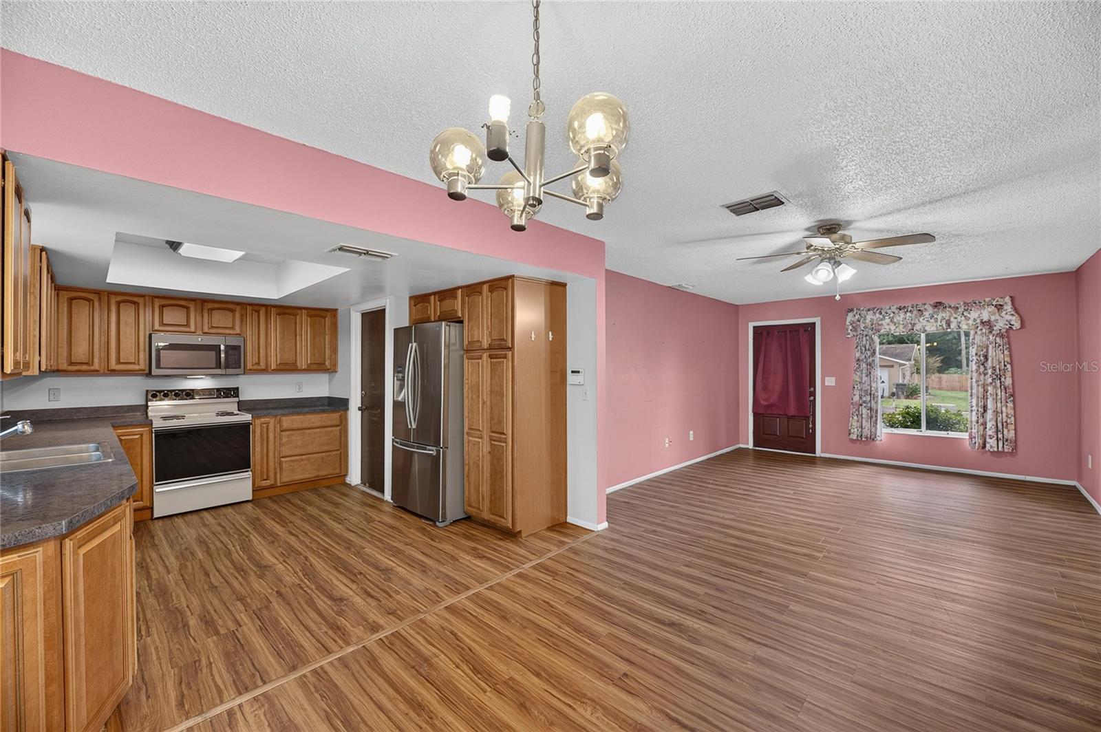 332 BRANDYWINE DRIVE, Valrico, FL 33594