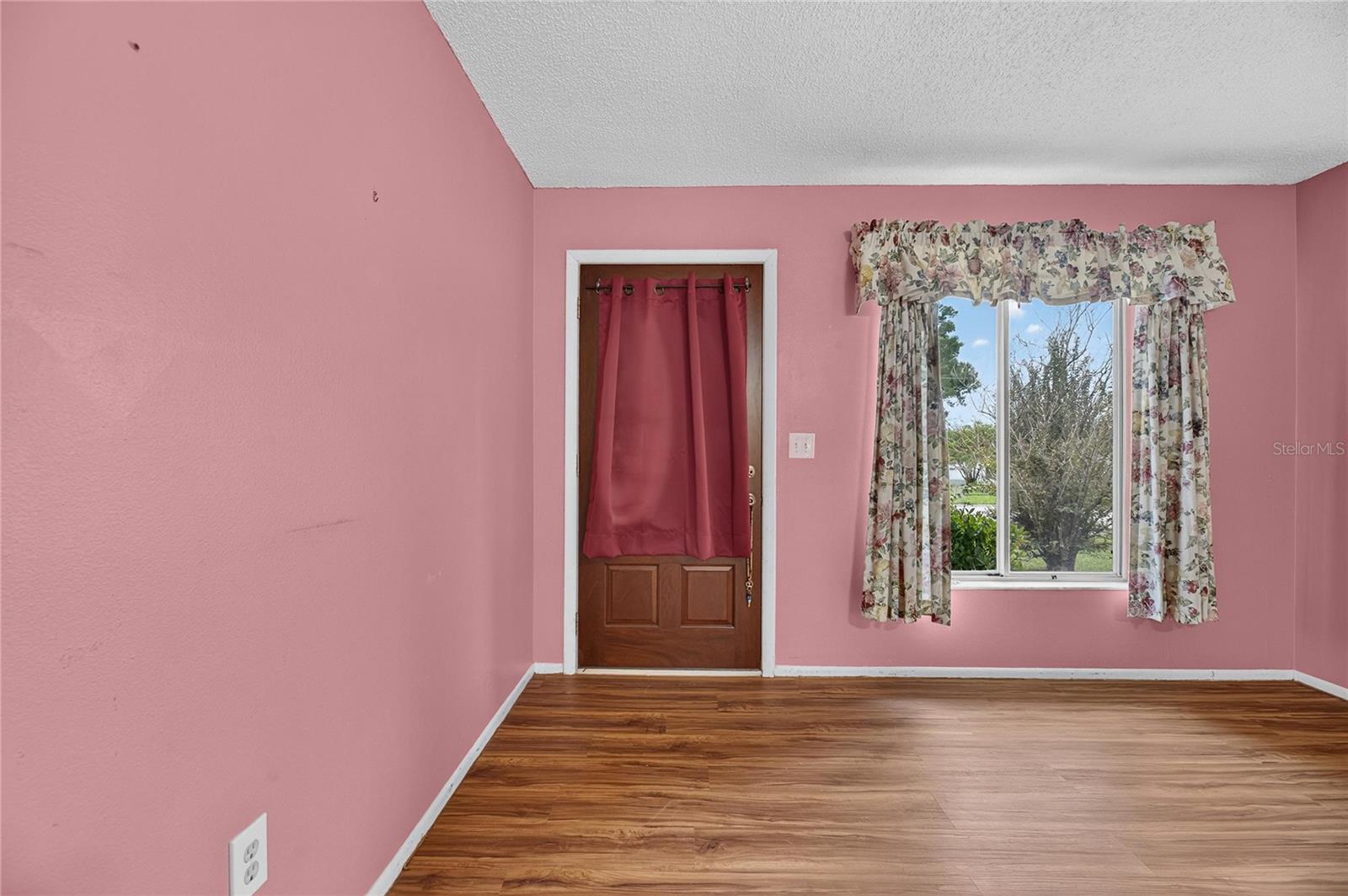 332 BRANDYWINE DRIVE, Valrico, FL 33594