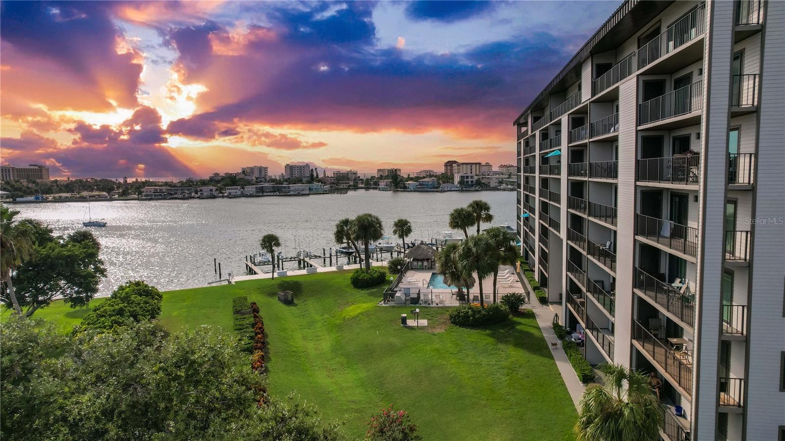 650 ISLAND WAY, #602, Clearwater, FL 33767