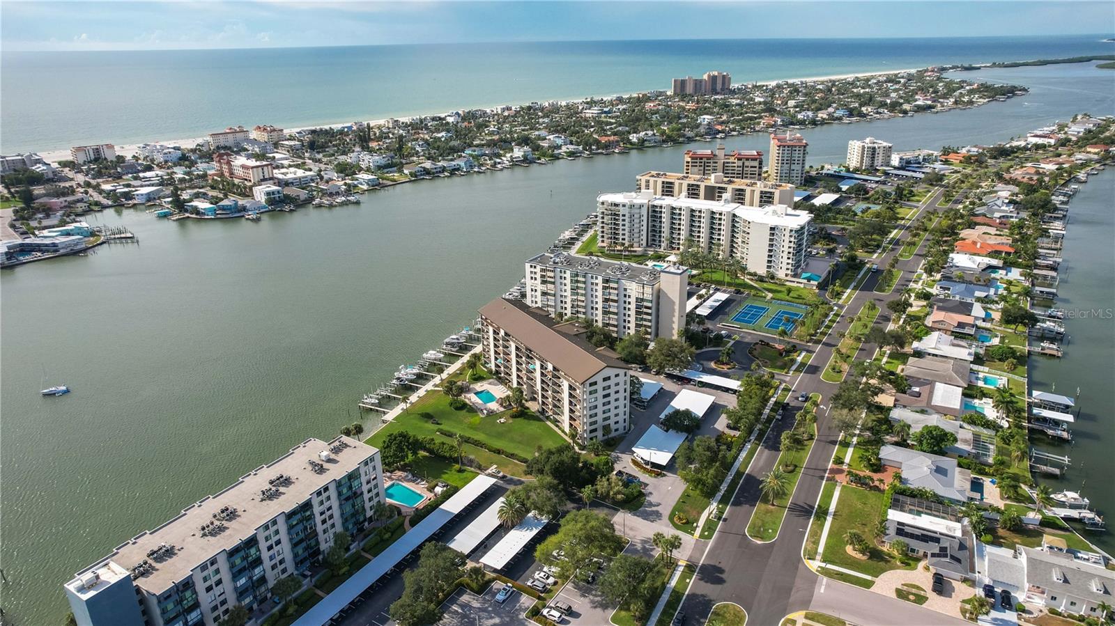 650 ISLAND WAY, #602, Clearwater, FL 33767