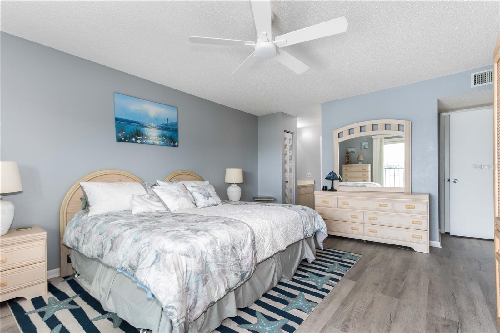 650 ISLAND WAY, #602, Clearwater, FL 33767