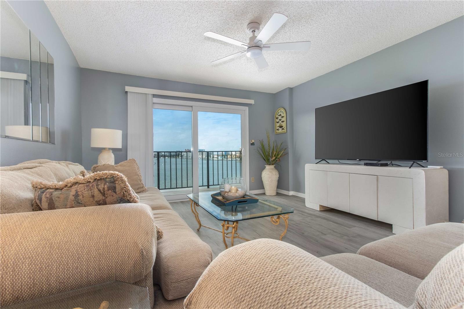 650 ISLAND WAY, #602, Clearwater, FL 33767