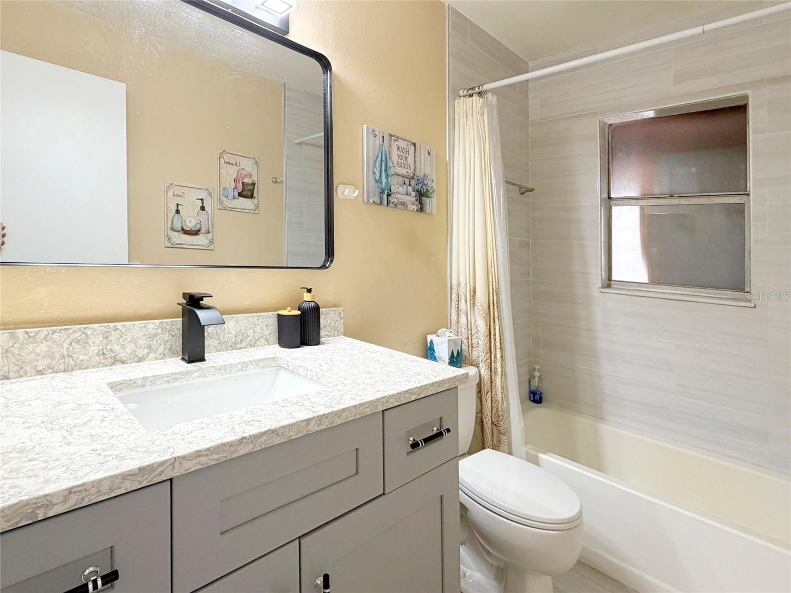 615 2ND AVENUE NE, #A, Largo, FL 33770