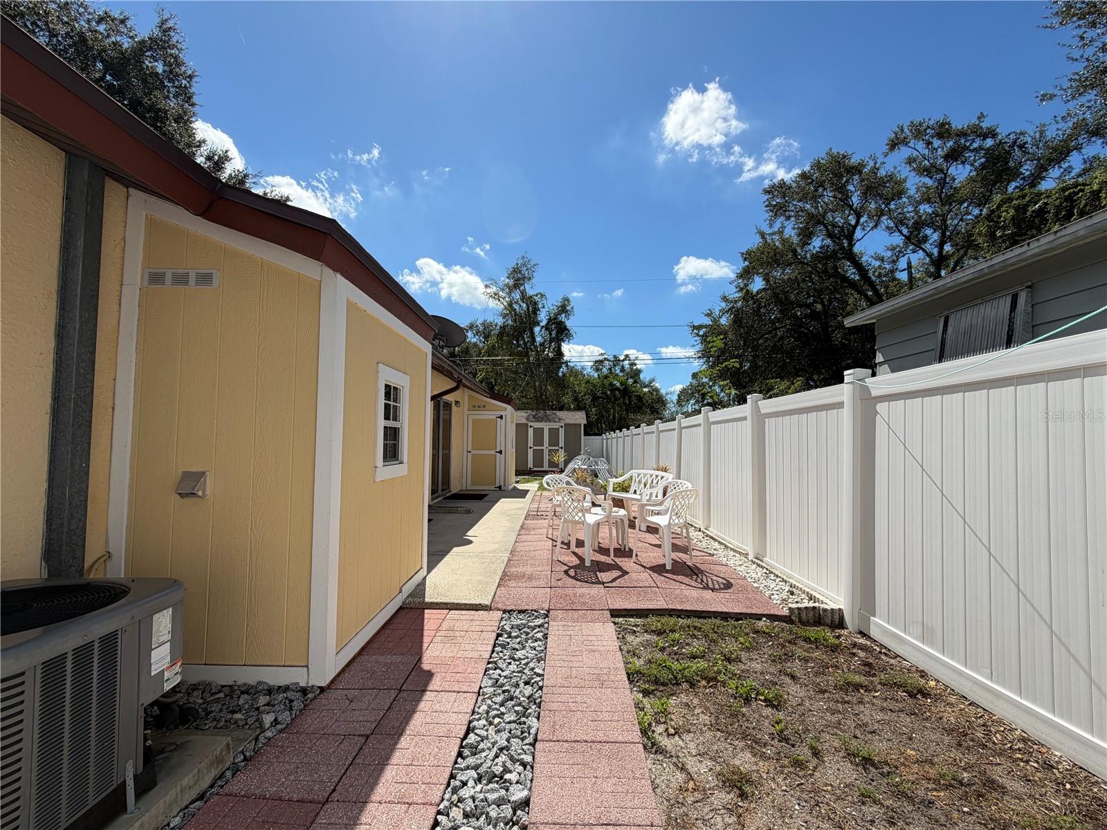 615 2ND AVENUE NE, #A, Largo, FL 33770