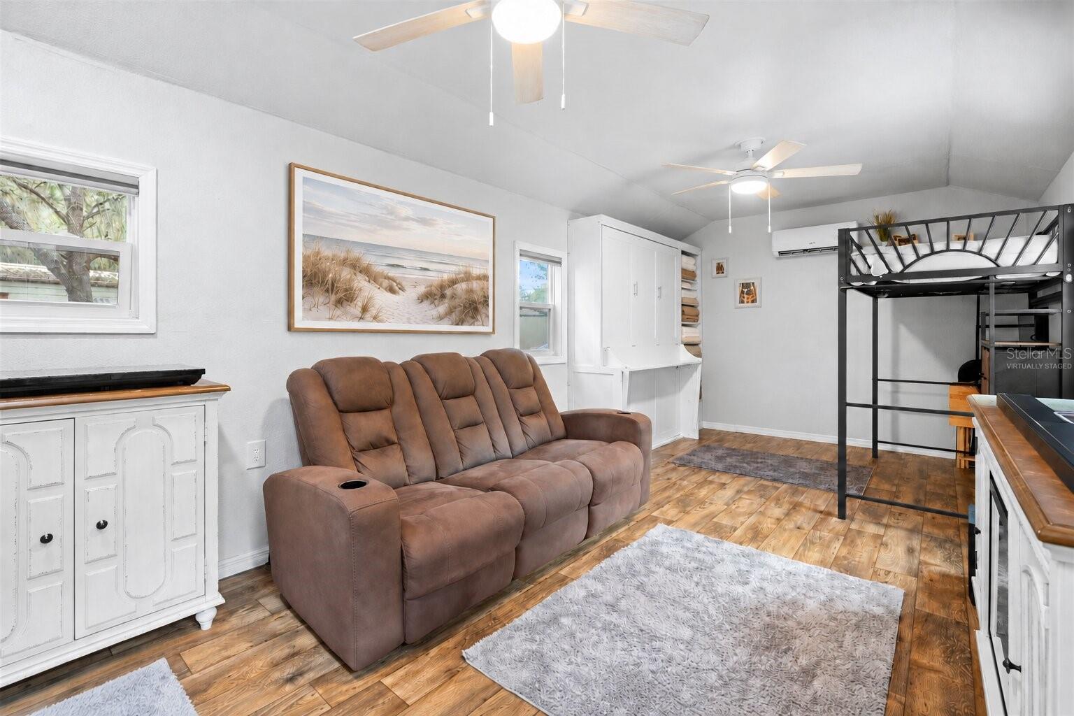 Virtually Staged Photo and Linens only